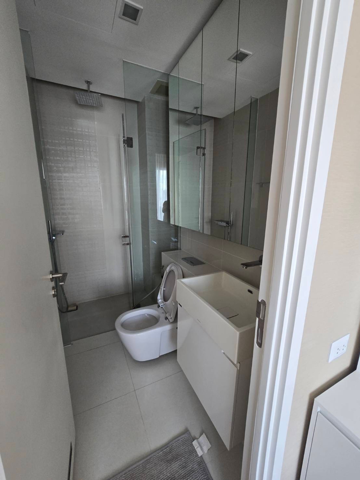 For RentCondoLadprao, Central Ladprao : For rent ✨ The Saint Residences ✨ Fully furnished and equipped, near BTS Ha Yaek Lat Phrao