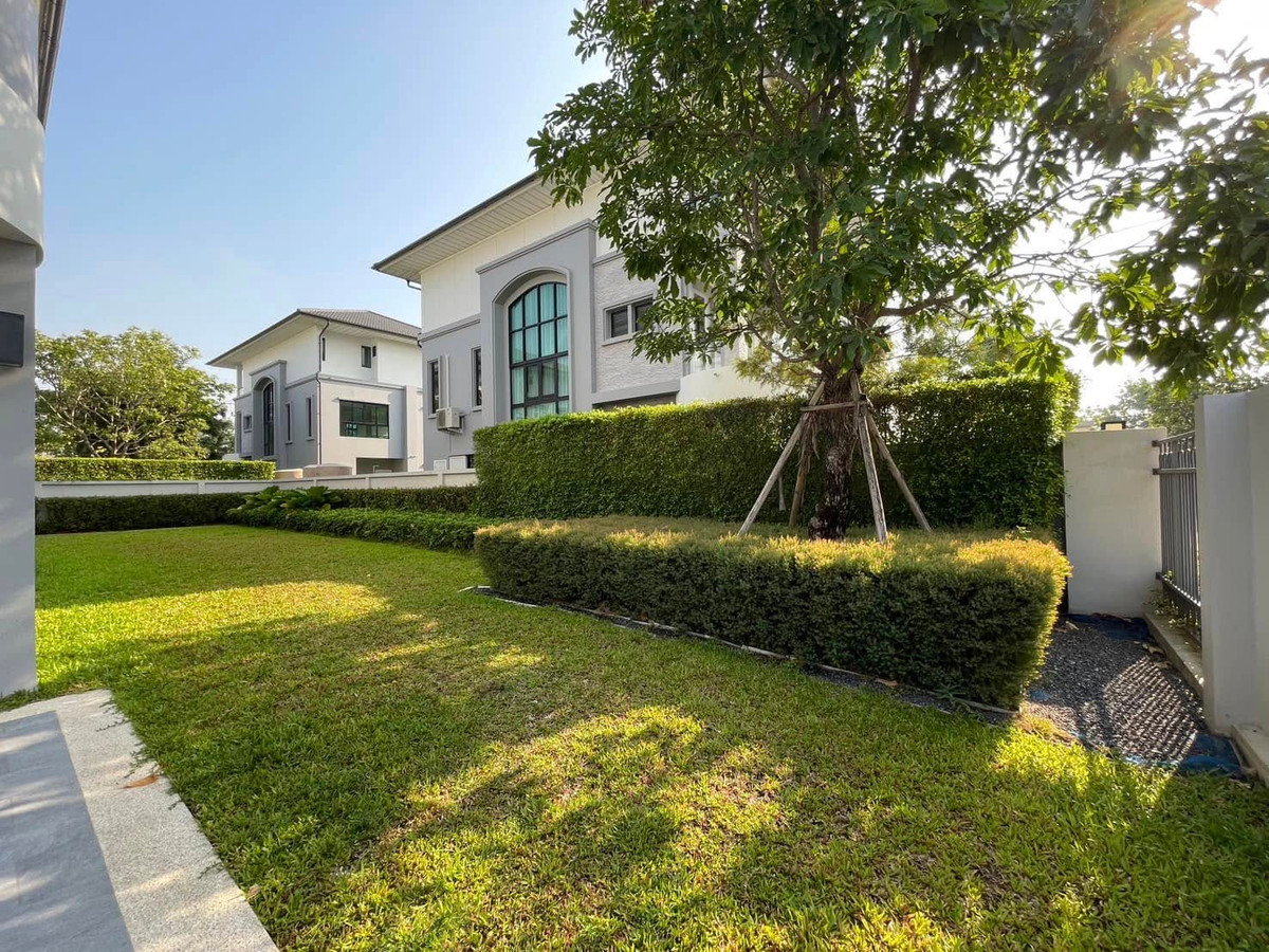 For SaleHousePhutthamonthon, Salaya : Luxury house Supalai Elegance Borommaratchachonnani 121