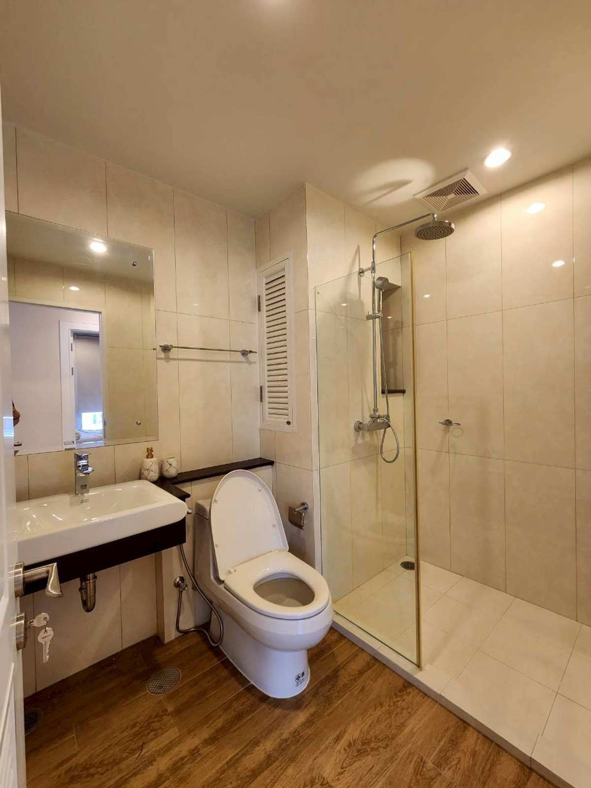 For RentCondoSilom, Saladaeng, Bangrak : For rent!! 2 bedroom condo | The Surawong | Number 159/39, 7th floor, size 53.41 sq m.