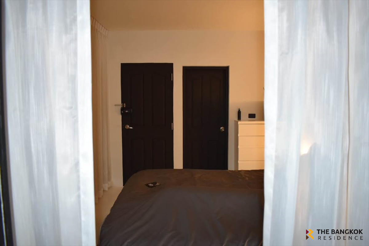 ขายทาวน์โฮมเลียบทางด่วนรามอินทรา : ขายด่วน! ทาวน์โฮม 3 ชั้น Casa City สุคนธสวัสดิ์ ตกแต่งสไตล์ Modern Loft