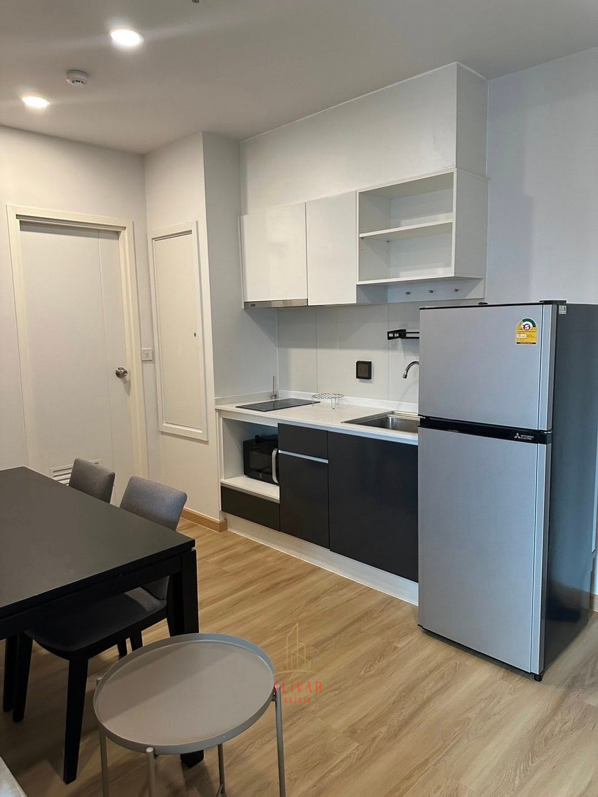 For RentCondoRama9, Petchburi, RCA : RC107225 Condo for rent at THE TREE Sukhumvit 71-Ekkamai, near the Airport Link Ramkhamhaeng and the MRT Orange Line.