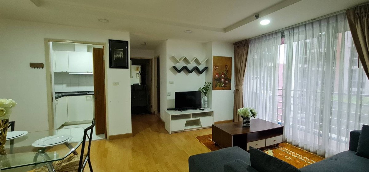 ขายคอนโดวงเวียนใหญ่ เจริญนคร : For Sale: The Master Sathorn Executive Condominium, only 170 meters from BTS Krung Thonburi (S15-2584(S))