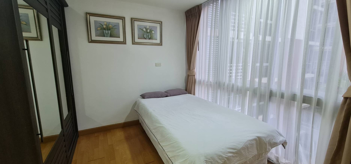 ขายคอนโดวงเวียนใหญ่ เจริญนคร : For Sale: The Master Sathorn Executive Condominium, only 170 meters from BTS Krung Thonburi (S15-2584(S))