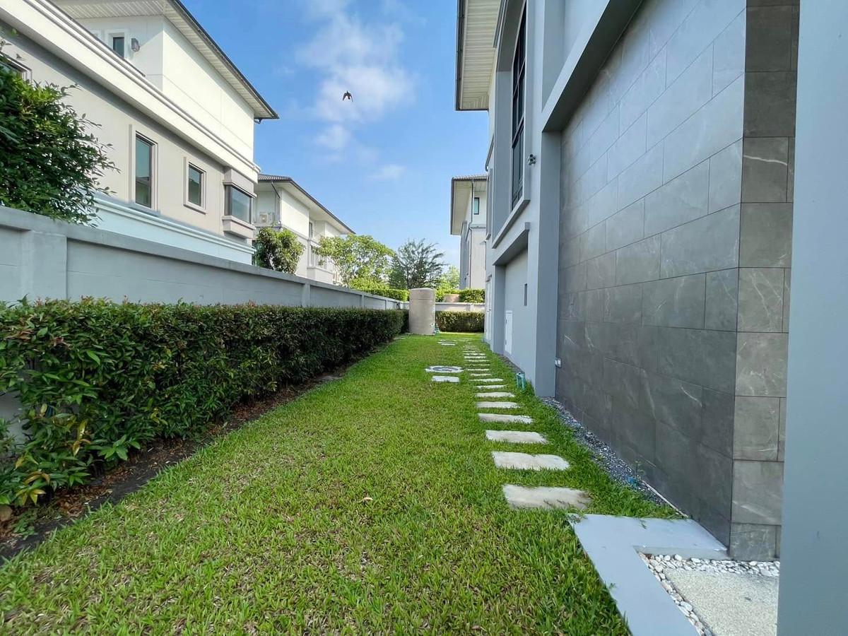 For SaleHousePhutthamonthon, Salaya : Luxury house Supalai Elegance Borommaratchachonnani 121