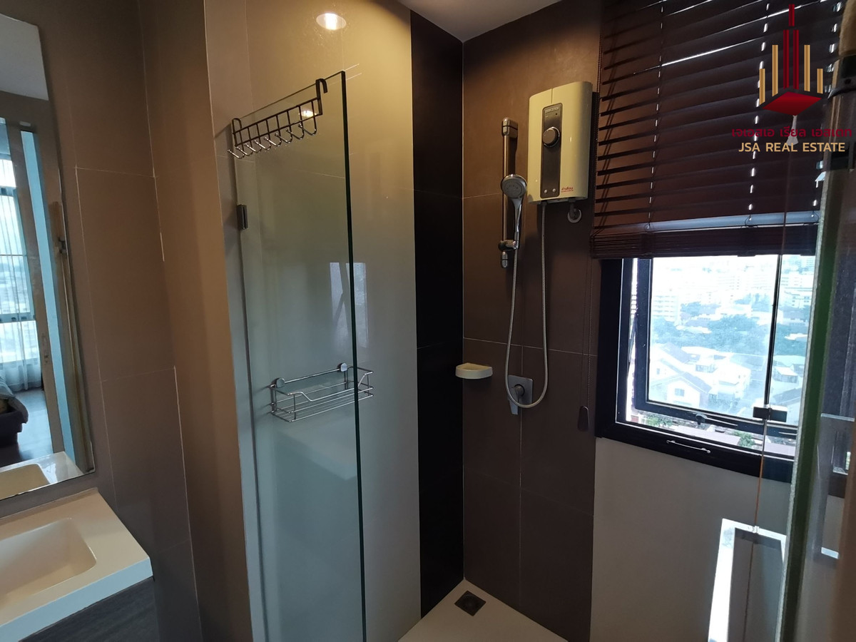 For SaleCondoRatchathewi,Phayathai : ✨ For Sale: The Capital Ratchaprarop-Vibha Condo ✨ 💰 Only 4,850,000 THB