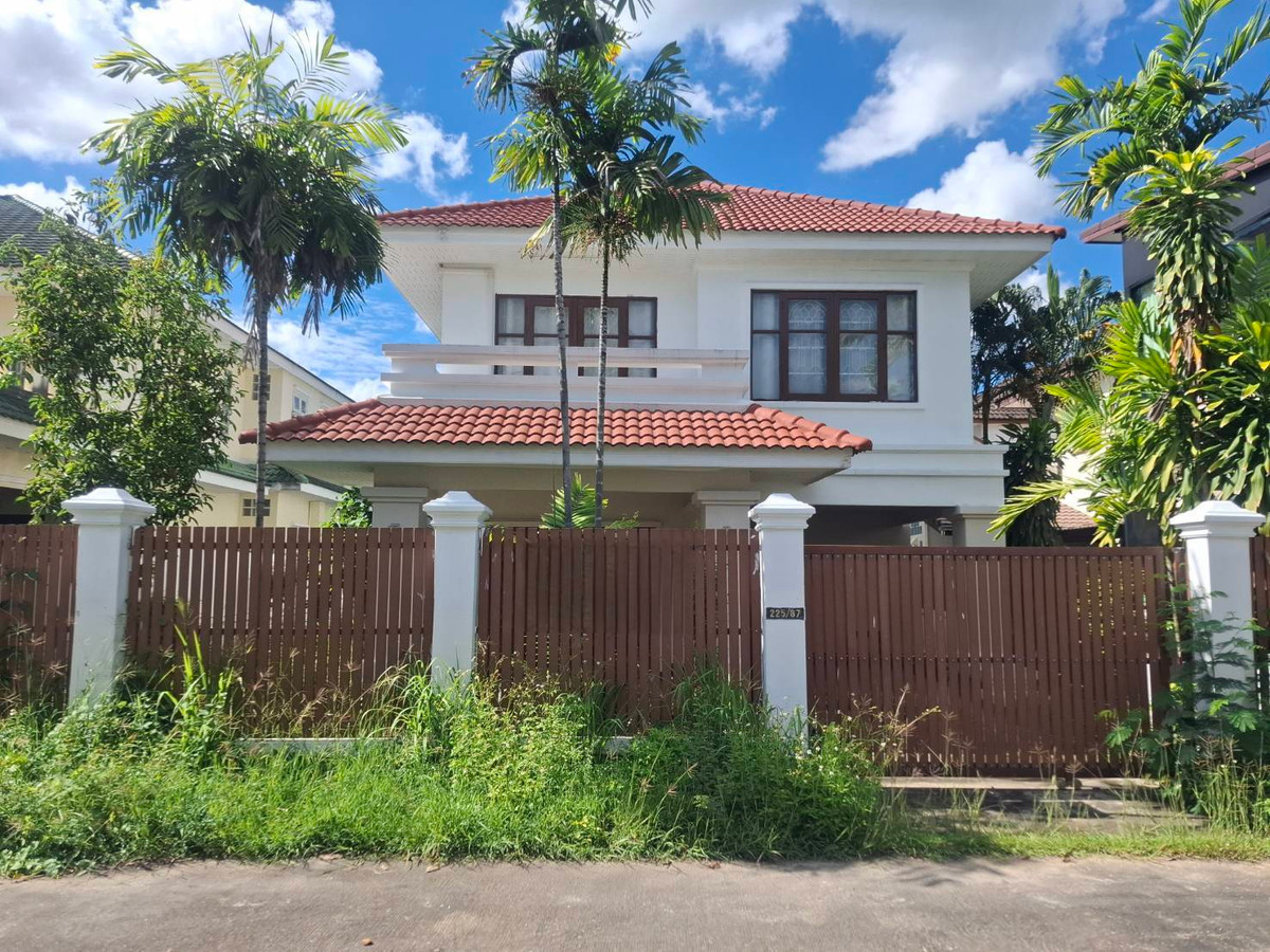 ขายบ้านเชียงใหม่ : 🏡✨ขายบ้านมือสองสภาพดี ทำเลทองใกล้กาดฝรั่ง หางดง เชียงใหม่ 