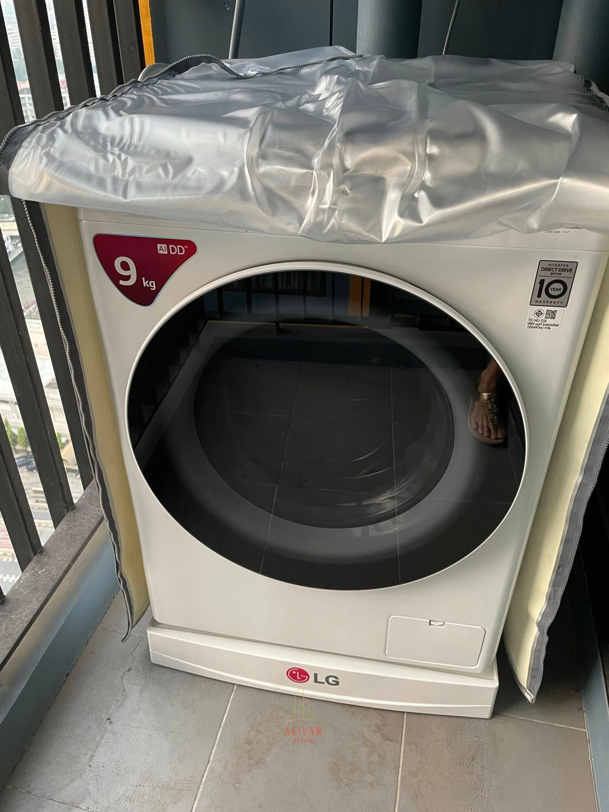 For RentCondoRama9, Petchburi, RCA : RC107225 Condo for rent at THE TREE Sukhumvit 71-Ekkamai, near the Airport Link Ramkhamhaeng and the MRT Orange Line.