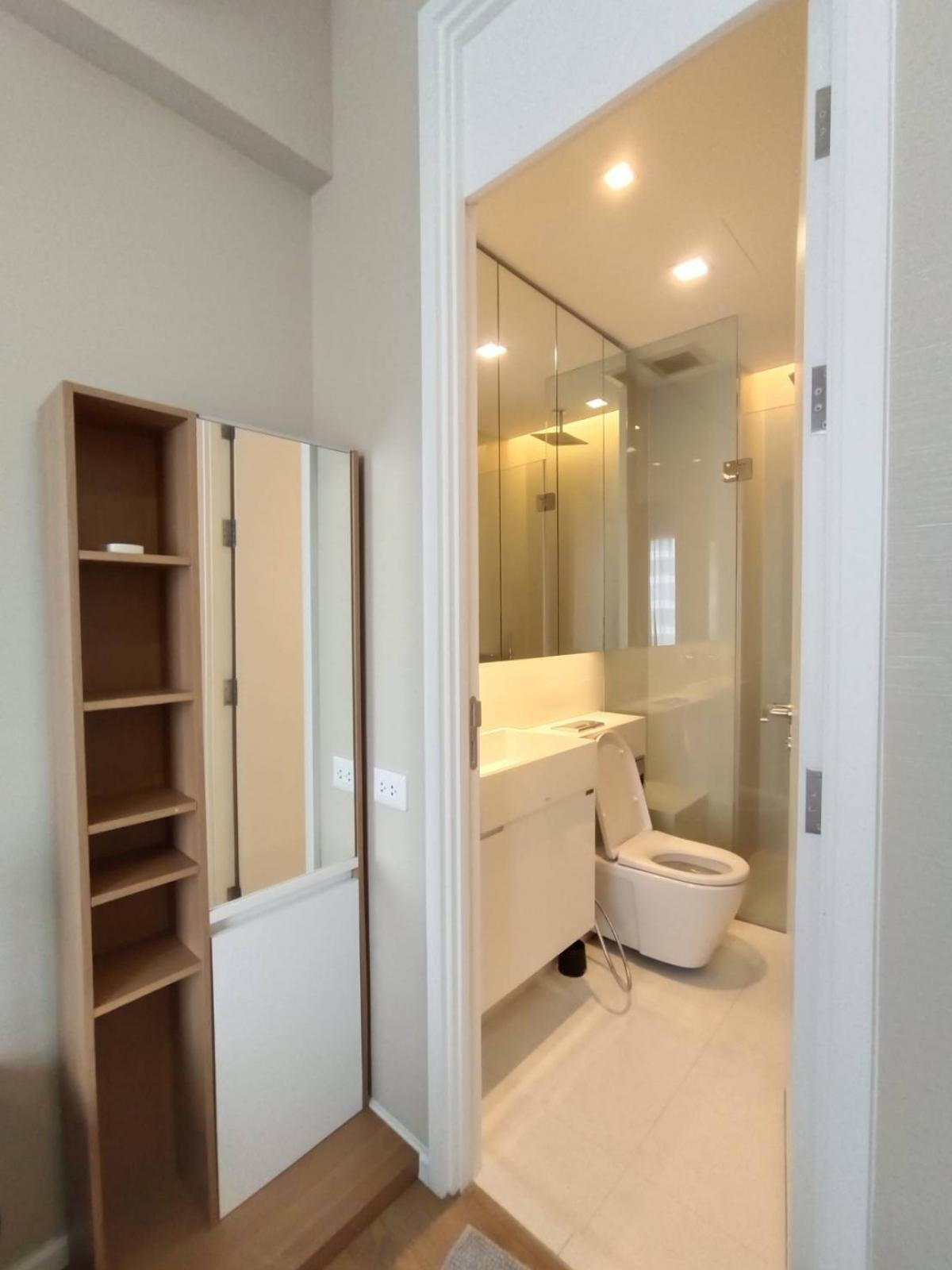 For RentCondoLadprao, Central Ladprao : For rent 📍 The Saint Residences 📍 Fully furnished and equipped, near BTS Ha Yaek Lat Phrao