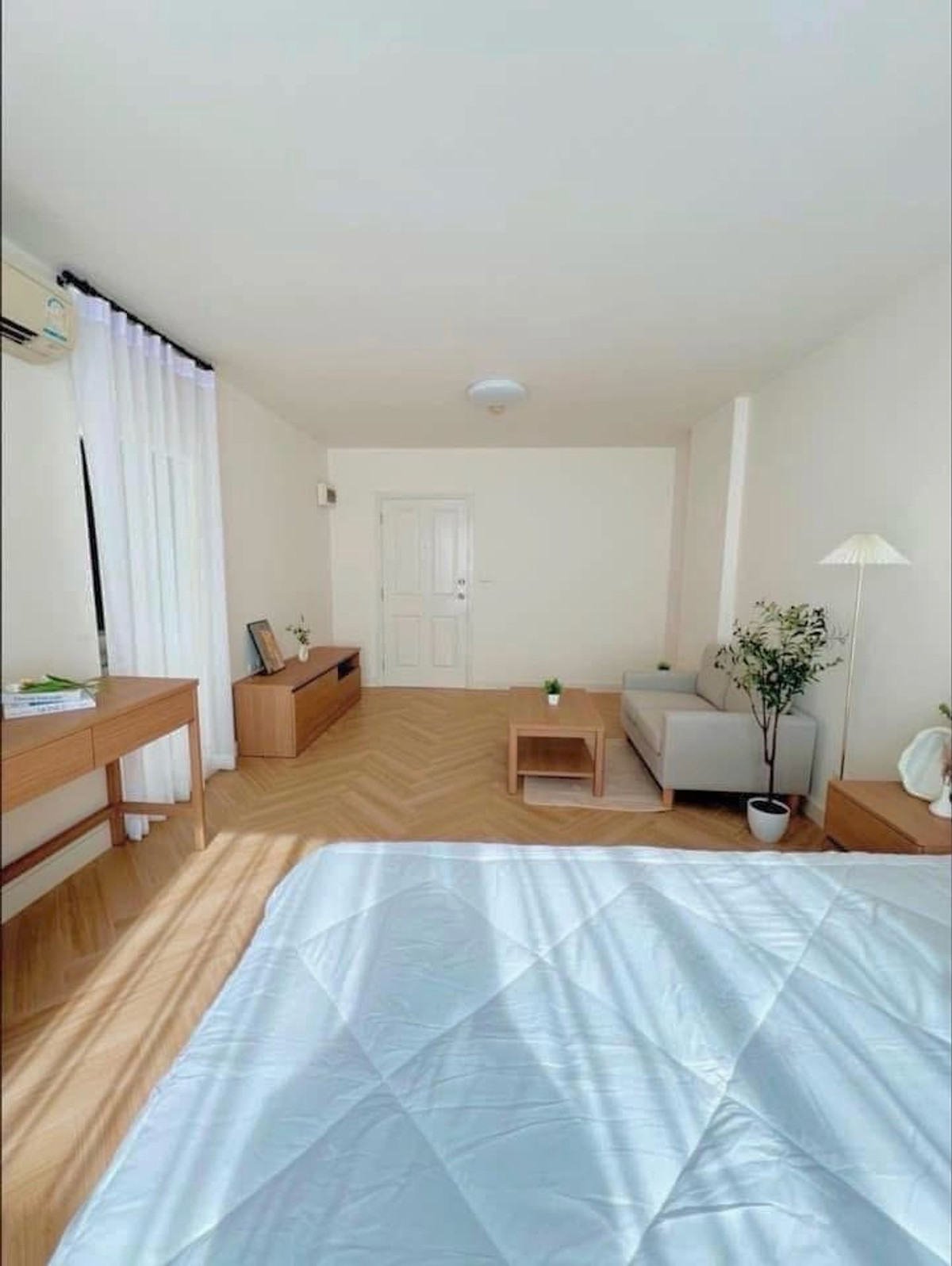 ขายคอนโดเสรีไทย-นิด้า : **ขายห้องดีคอนโด รามคำแหง64 แยกบ้านม้า