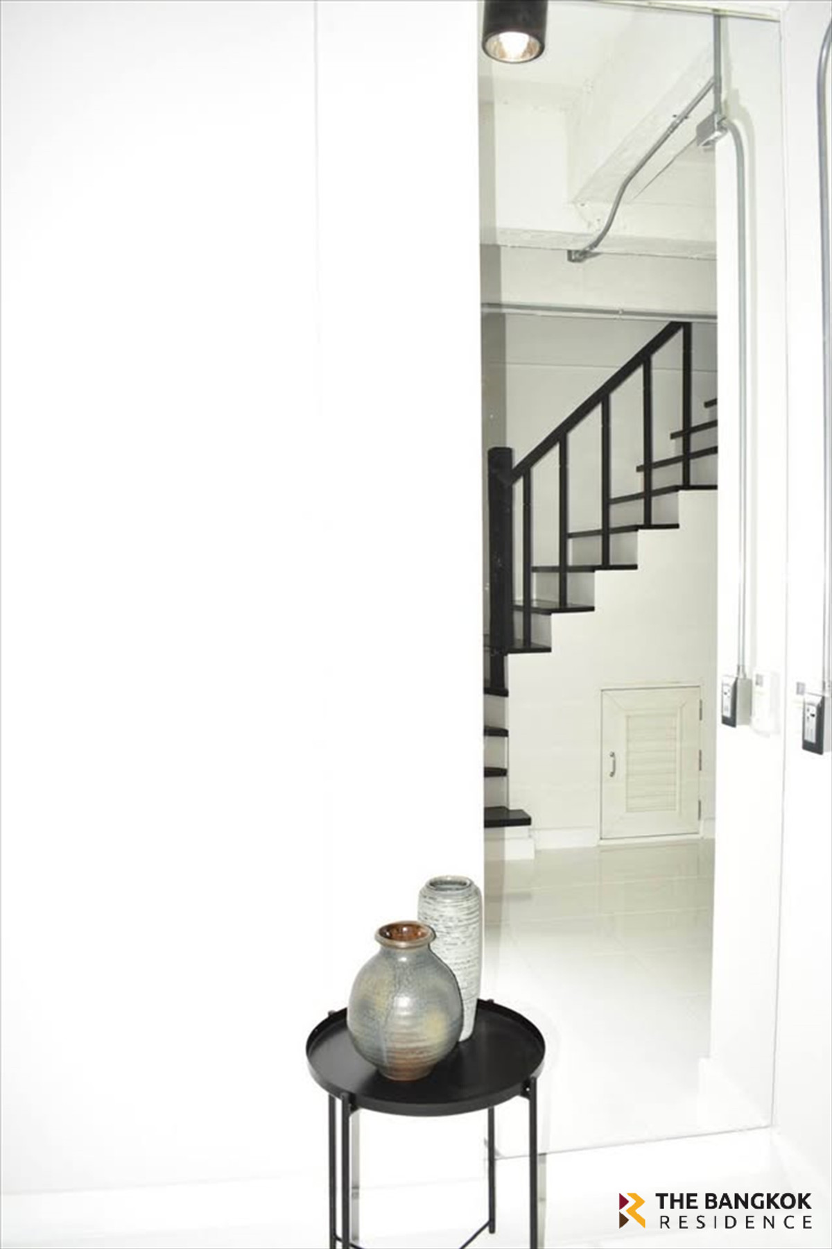 ขายทาวน์โฮมเลียบทางด่วนรามอินทรา : ขายด่วน! ทาวน์โฮม 3 ชั้น Casa City สุคนธสวัสดิ์ ตกแต่งสไตล์ Modern Loft