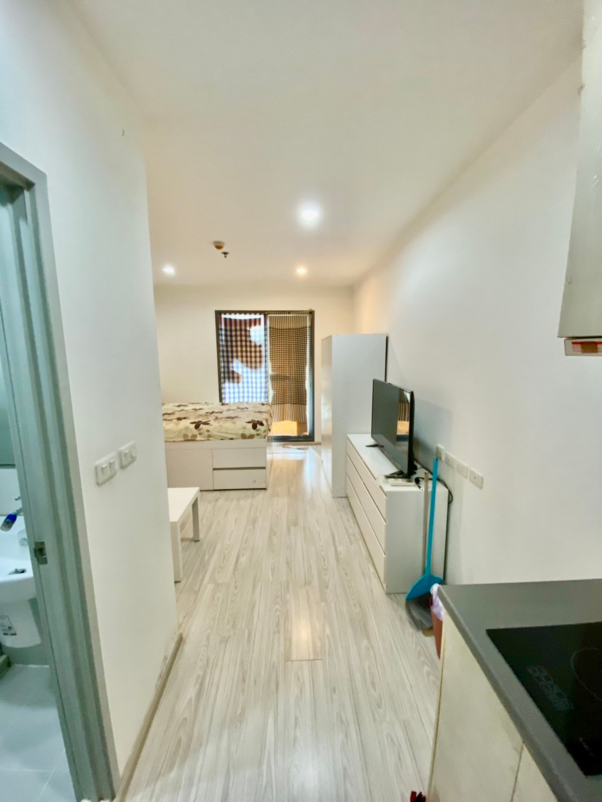 For RentCondoBangna, Bearing, Lasalle : For Rent, condominium next to BTS Bangna, beautiful room, fully furnished, complete electrical appliances, good price, ready to move in.