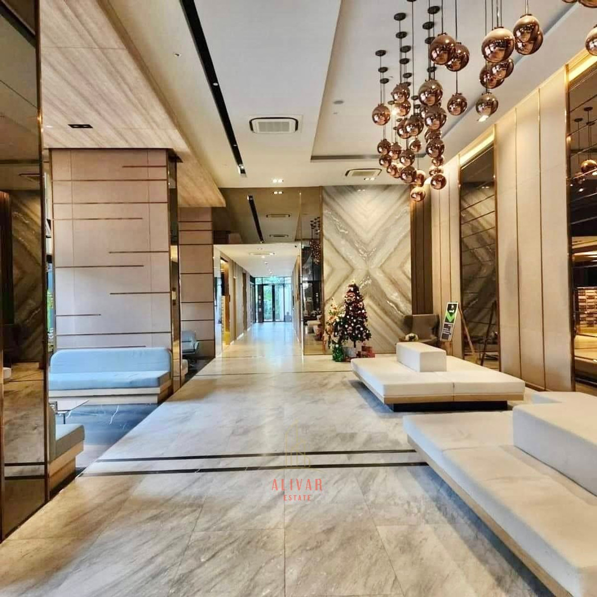 For RentCondoRama9, Petchburi, RCA : RC107225 Condo for rent at THE TREE Sukhumvit 71-Ekkamai, near the Airport Link Ramkhamhaeng and the MRT Orange Line.