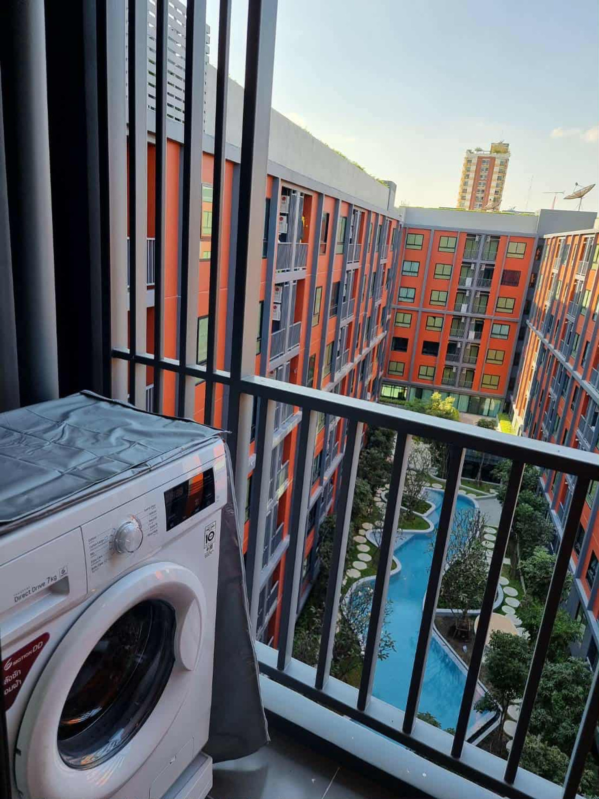 For RentCondoRama9, Petchburi, RCA : For rent ✨ Monte Rama 9 ✨ Fully furnished and equipped with appliances, near ARL Ramkhamhaeng