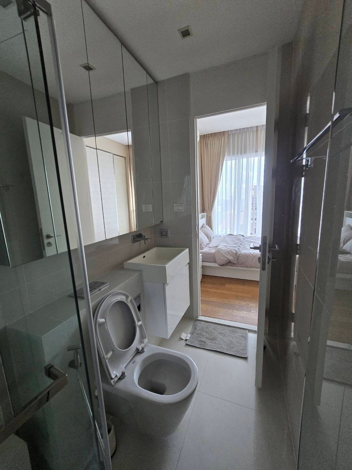 For RentCondoLadprao, Central Ladprao : For rent ✨ The Saint Residences ✨ Fully furnished and equipped, near BTS Ha Yaek Lat Phrao