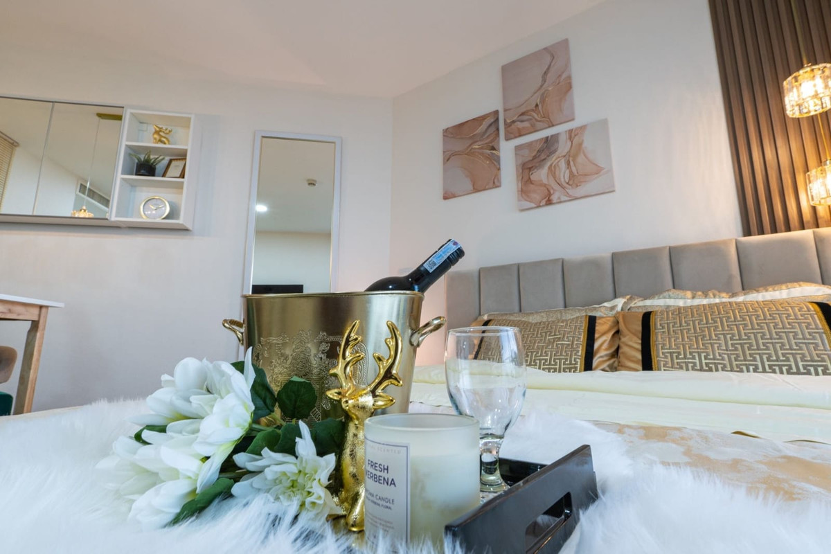 For SaleCondoPattaya, Bangsaen, Chonburi : For sale condo The Palm wongamat beach front pattaya Studio type (S03-2153)