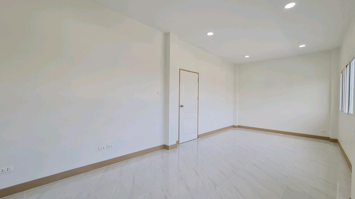 For SaleHouseNawamin, Ramindra : 2-story detached house, Burirom Village Soi Liab Khlong Song 23, Sub-Soi 17, Fashion Island, The Promenade, Big C, Lotus, Makro, The Jazz Liab Khlong Song Pink Line Renovated and ready to move in Convenient travel