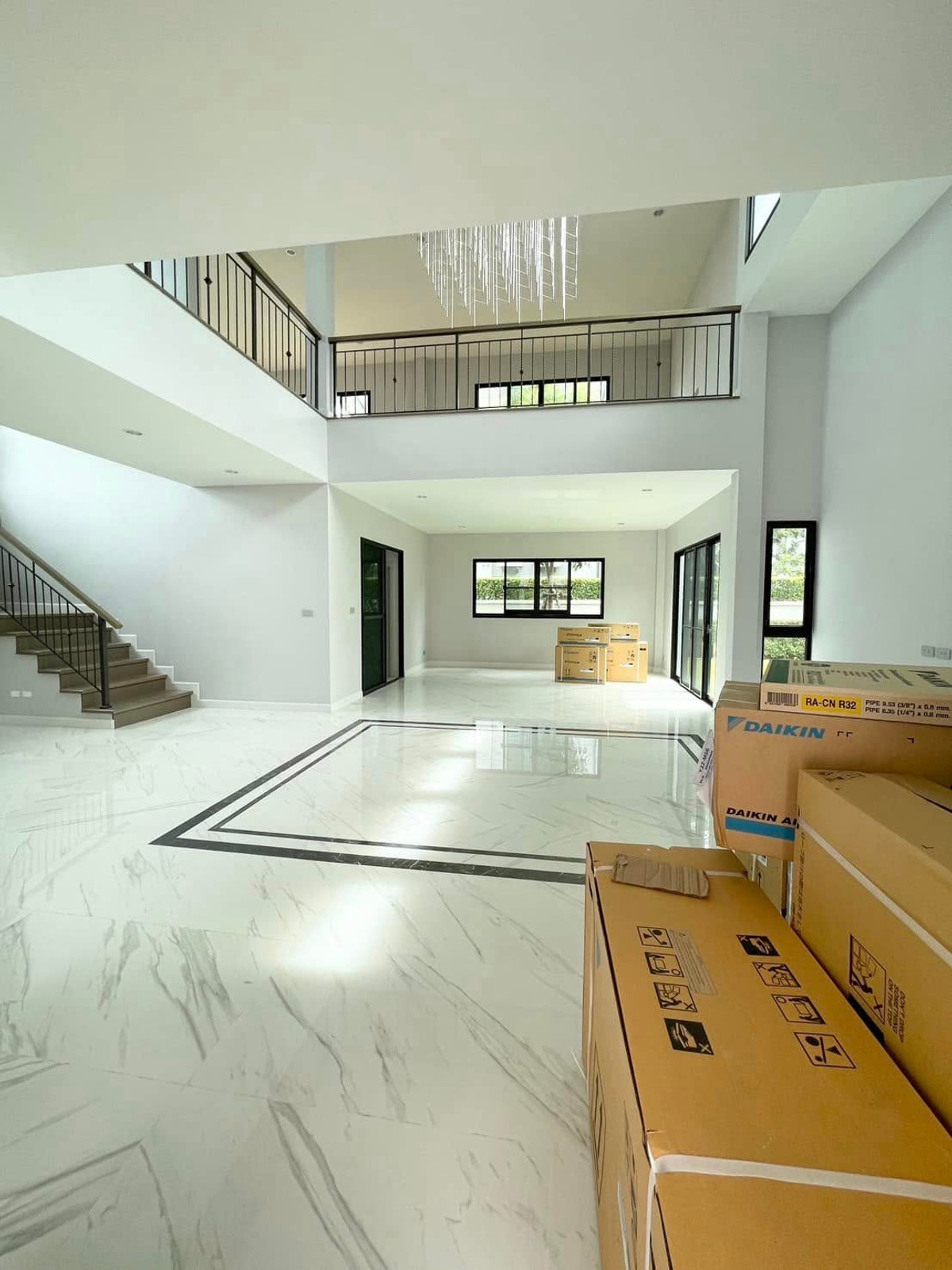 For SaleHousePhutthamonthon, Salaya : Luxury house Supalai Elegance Borommaratchachonnani 121