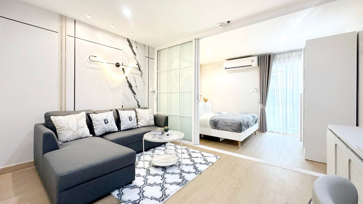 ขายคอนโดโชคชัย4 ลาดพร้าว71 : 🍃💦 ห้องสวย วิวสระว่ายน้ำ | Regent Home12