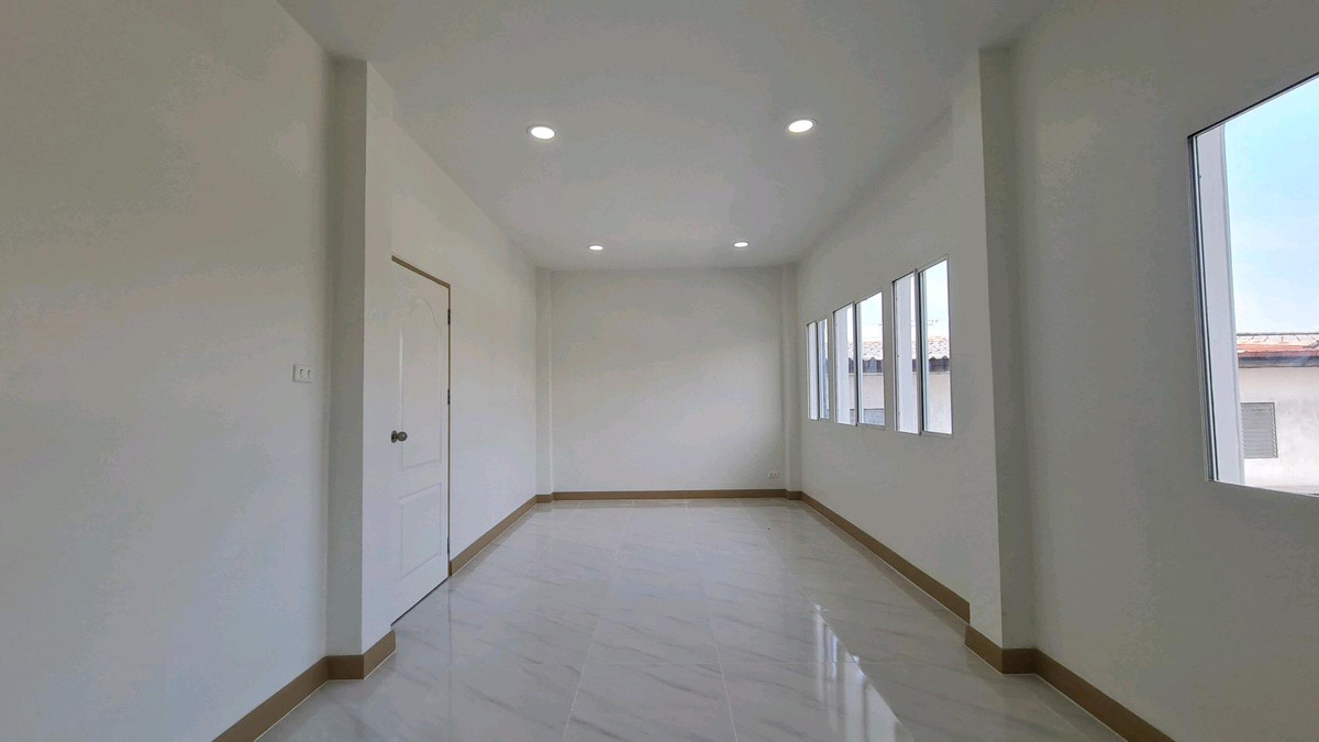 For SaleHouseNawamin, Ramindra : 2-story detached house, Burirom Village Soi Liab Khlong Song 23, Sub-Soi 17, Fashion Island, The Promenade, Big C, Lotus, Makro, The Jazz Liab Khlong Song Pink Line Renovated and ready to move in Convenient travel
