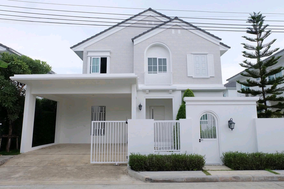 For RentHouseBangna, Bearing, Lasalle : 💎 Beautiful house, fully furnished, ready to move in 🐾 Pets allowed