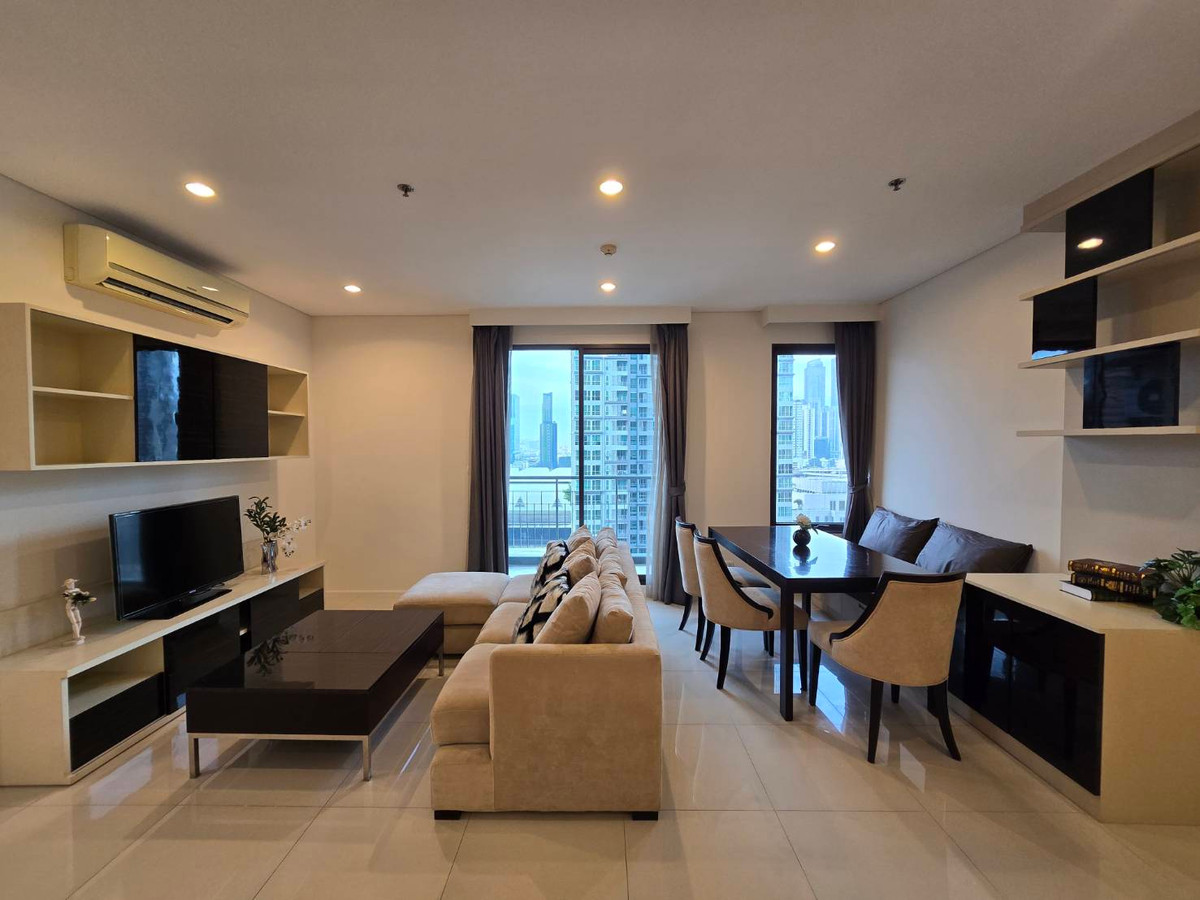 ให้เช่าคอนโดพระราม 9 เพชรบุรีตัดใหม่ RCA : ให้เช่า Villa Asoke ราคา 50,000 บาท [MKr251045]