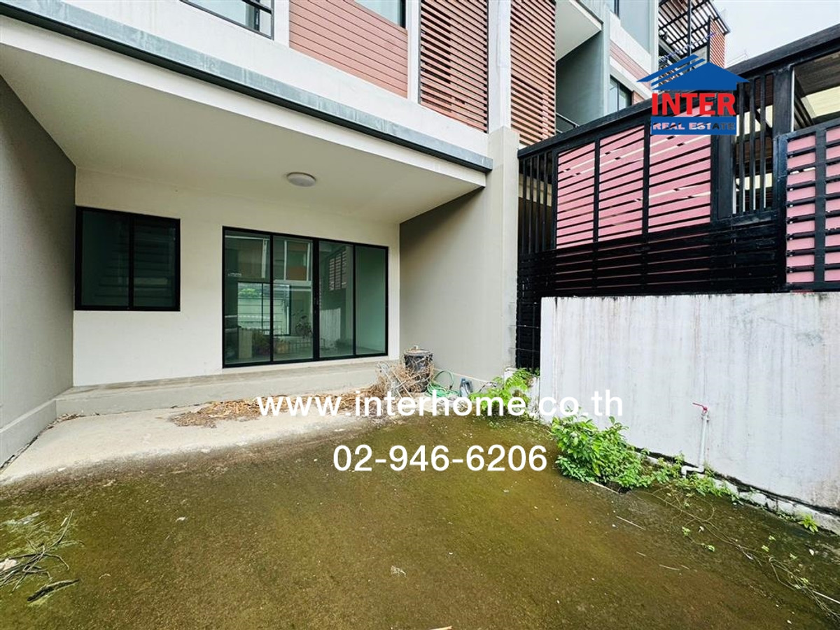ทาวน์โฮม 3 ชั้น 19.6 ตร.ว. หมู่บ้านดิไอดอล2 ซอยเพชรเกษม68 แยก14 ถนนเพชรเกษม ถนนกาญจนาภิเษก เขตบางแค กรุงเทพมหานคร Loading...