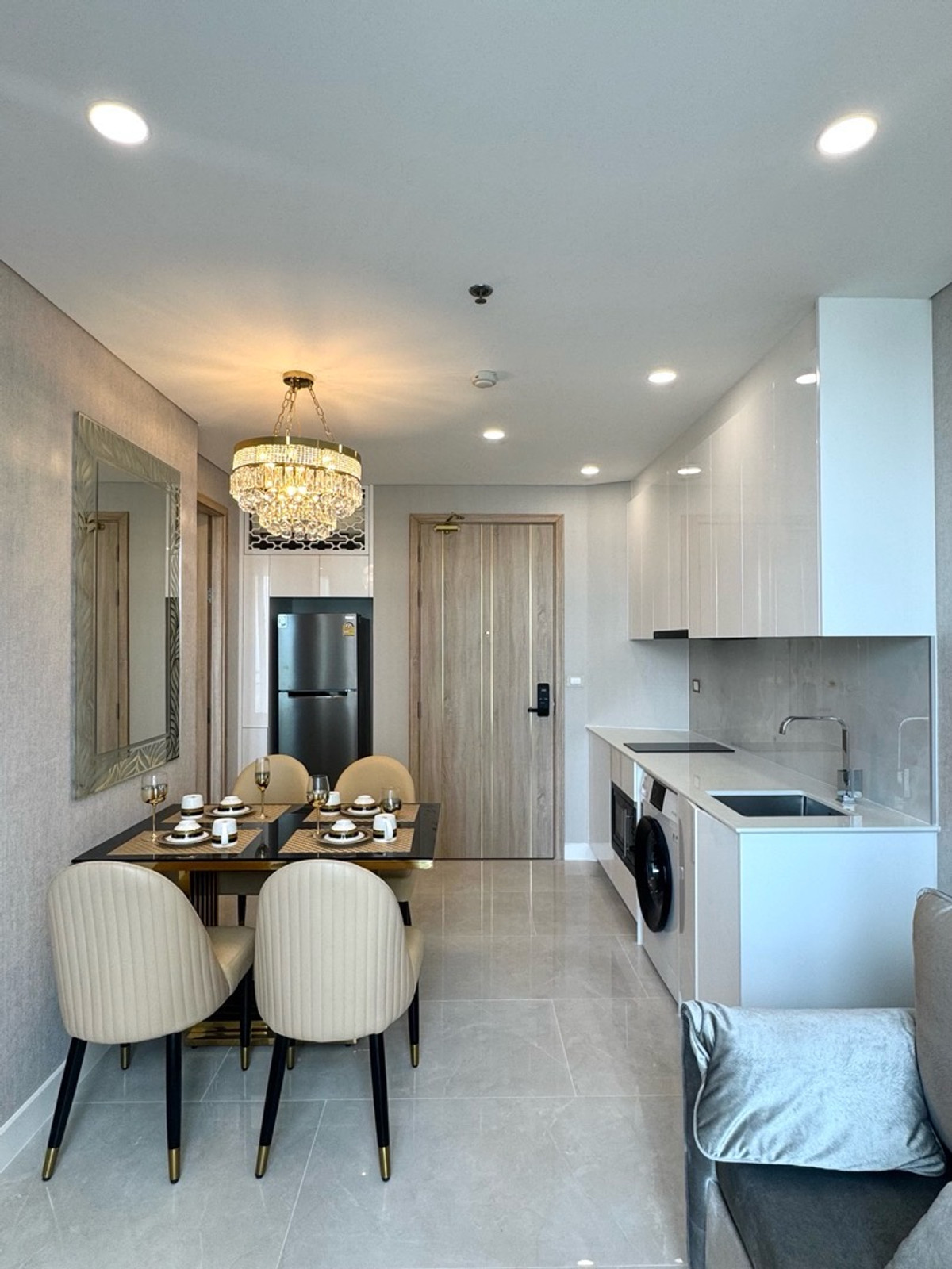 For SaleCondoPattaya, Bangsaen, Chonburi : (FQ) Condo next to Jomtien Beach, beautiful room, fully furnished.