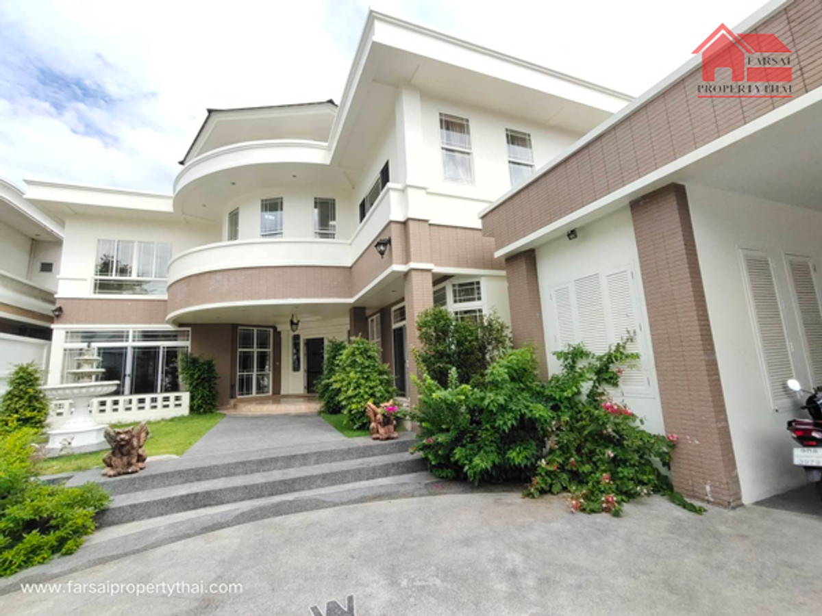 For RentHouseLadprao, Central Ladprao : House for rent, 2-story mansion, area 240 sq m, usable area 750 sq m, 6 bedrooms, 6 bathrooms, fully furnished, Lat Phrao Road, Chatuchak District, rental price 220,000 baht/mo.