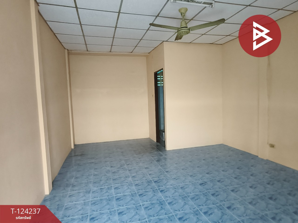 Apartment for sale, 2-story dormitory, area 40 sq m, Ban Bueng, Chonburi. Loading...