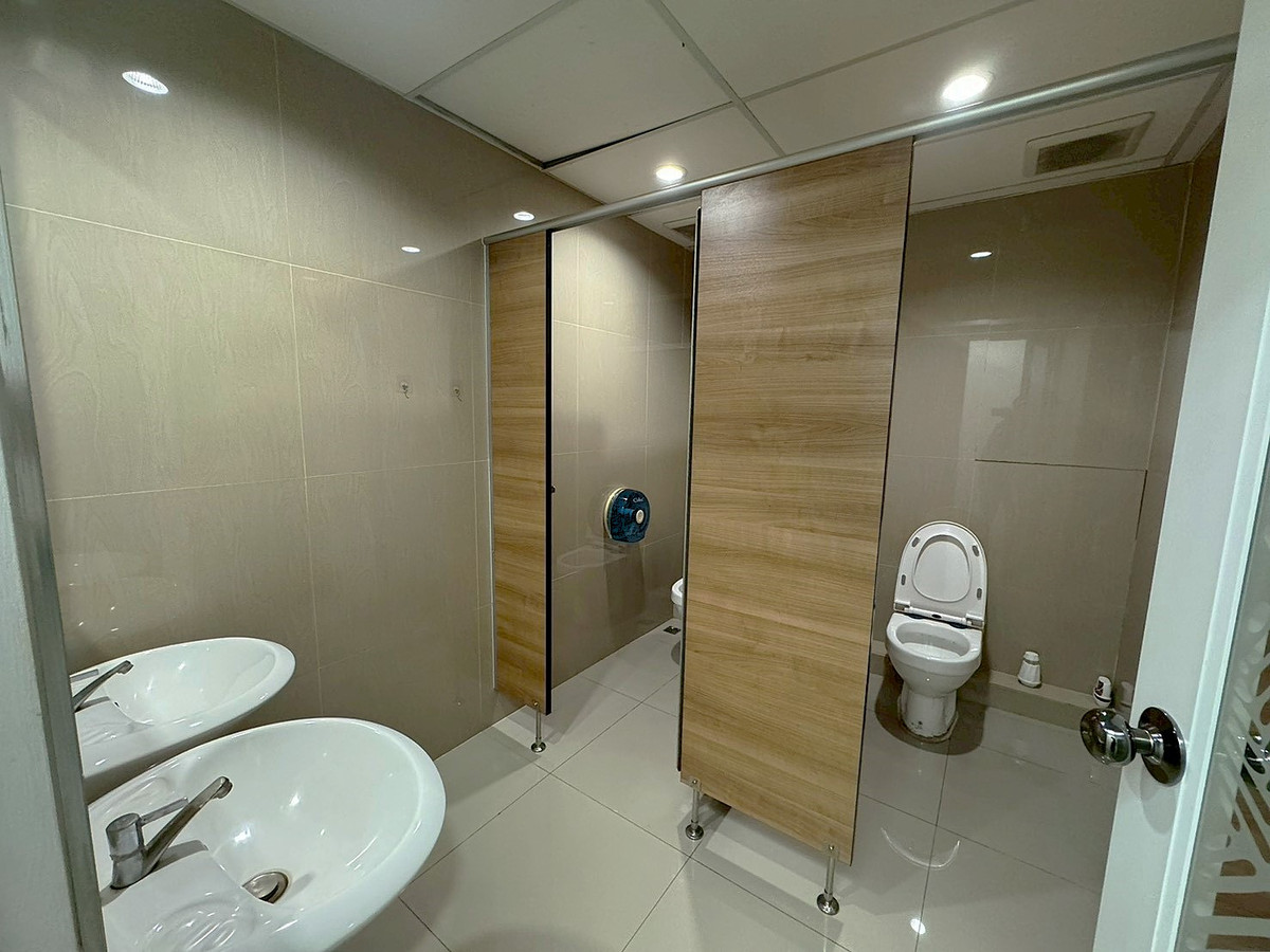 ให้เช่าร้านค้า/ตลาดนัดสุขุมวิท อโศก ทองหล่อ : 💥 พื้นที่ร้านค้าสภาพ 100% ทำเลอโศก ใจกลางย่านธุรกิจ เหมาะทำธุรกิจทุกประเภท 💥 ** NO CO-AGENT ** 