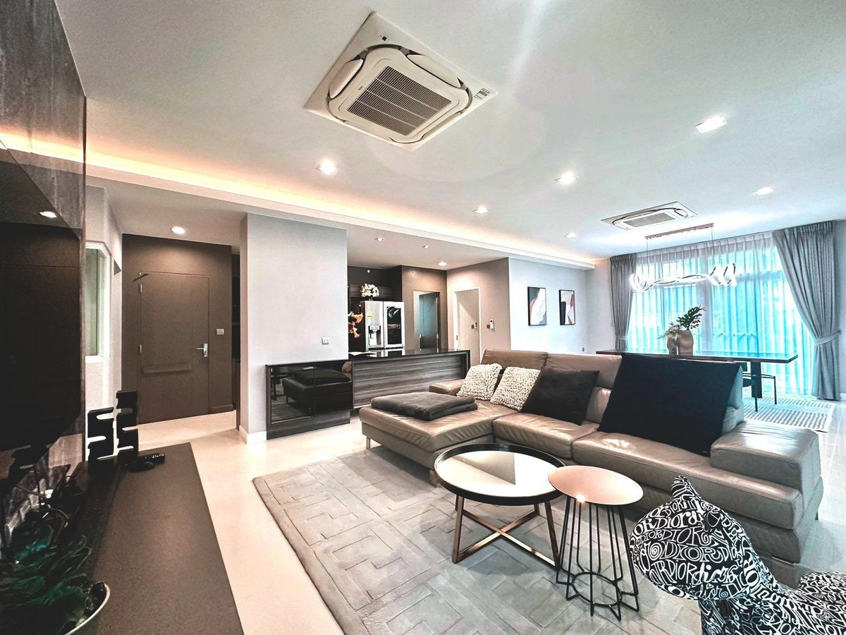 ให้เช่า บ้านเดี่ยว หมู่บ้านมัณฑนา2 บางนา–กม.7 บ้านแปลงพิเศษ หน้าทะเลสาบ หน้าสวน ใกล้สโมสร ตกแต่งครบ พร้อมอยู่ Loading...