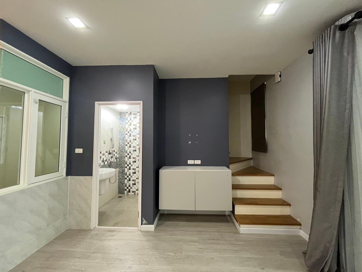 ขายทาวน์โฮมท่าพระ ตลาดพลู วุฒากาศ : ทาวน์โฮม โกลเด้น ทาวน์ สาทร / 4 ห้องนอน (ขายพร้อมผู้เช่า), Golden Town Sathorn / Townhome 4 Bedrooms (SALE WITH TENANT) BALL014