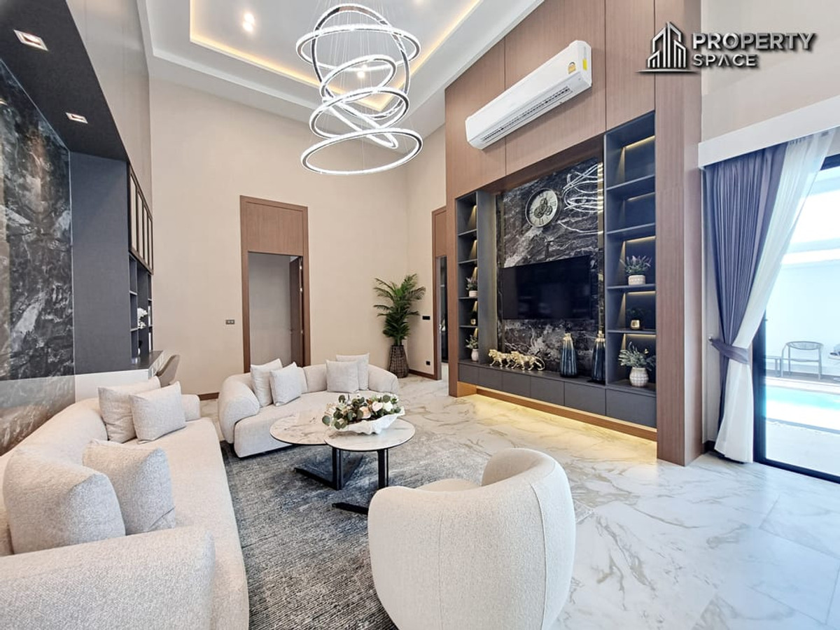 Brand New 3 Bedroom Modern Luxury Pool Villa In Huay Yai Pattaya For Sale Loading...