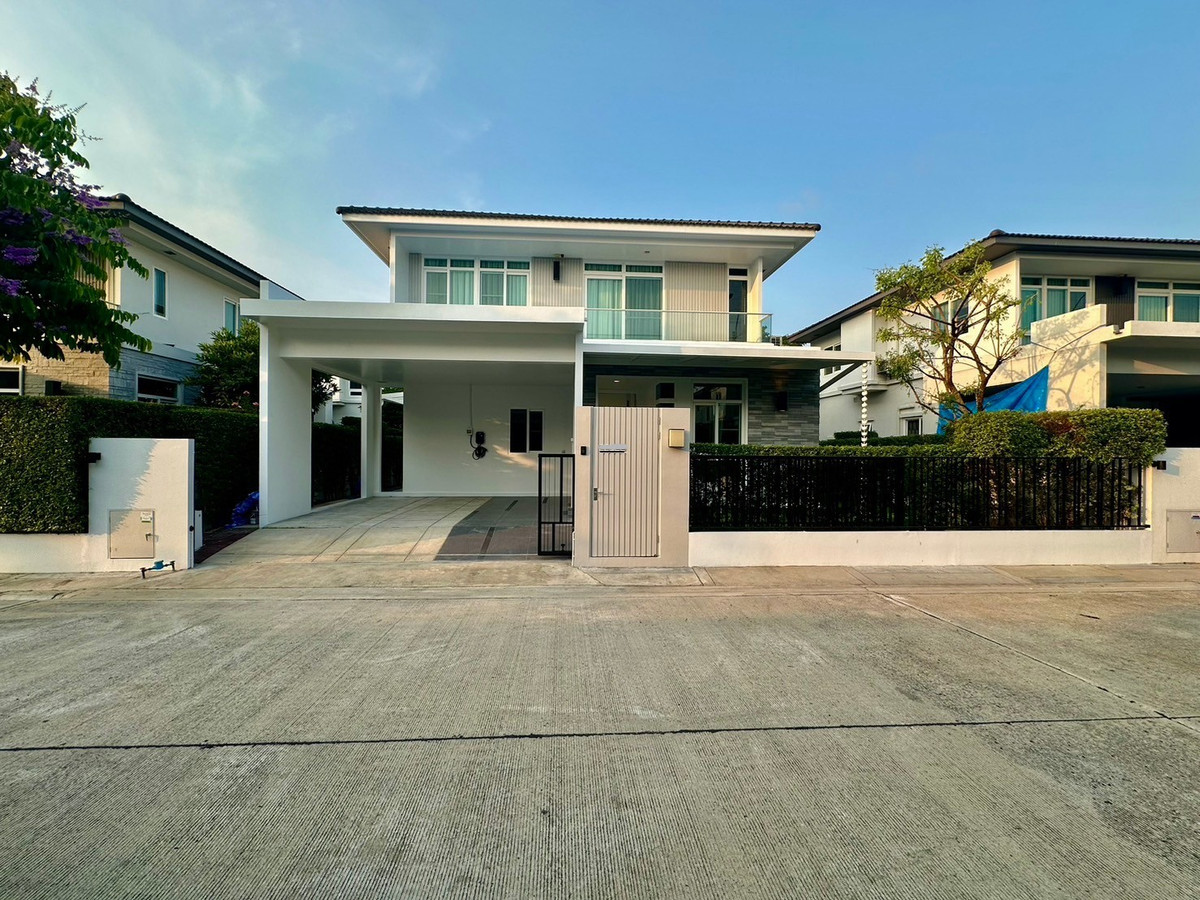 For RentHouseBangna, Bearing, Lasalle : For rent, detached house, Manthana Village 2, Bangna-Km.7, beautiful house, fully furnished. Near Mega Bangna Ready to move in