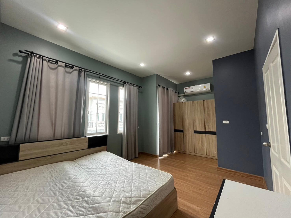 ขายทาวน์โฮมท่าพระ ตลาดพลู วุฒากาศ : ทาวน์โฮม โกลเด้น ทาวน์ สาทร / 4 ห้องนอน (ขายพร้อมผู้เช่า), Golden Town Sathorn / Townhome 4 Bedrooms (SALE WITH TENANT) BALL014