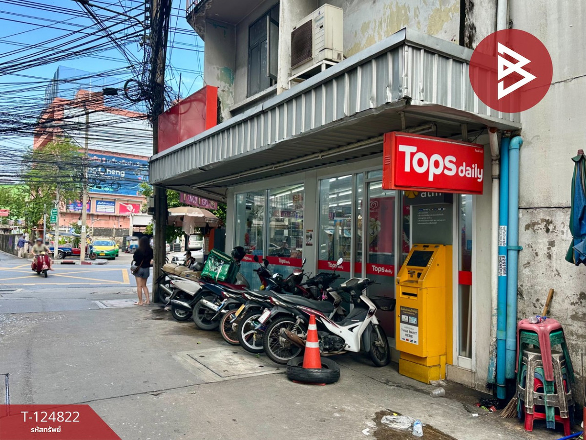 Commercial building for sale, 3 floors, area 12 sq m, Ratchathewi, Bangkok. Loading...
