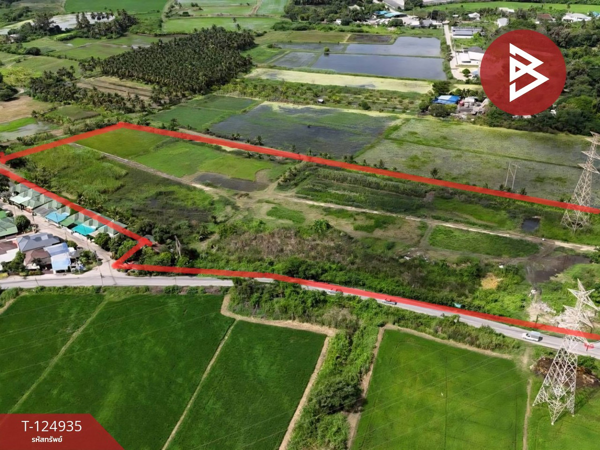 For SaleLandRatchaburi : Urgent sale, corner plot of land, area 22 rai 2 ngan, Ban Pong, Ratchaburi, next to the road.