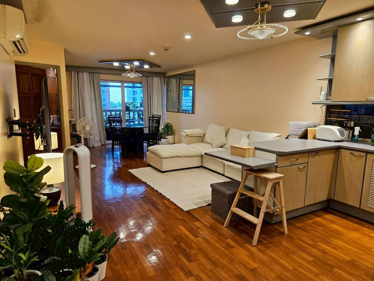 For RentCondoRama9, Petchburi, RCA : Condo for rent, 2 bedrooms, great value Heart of Ratchathewi - Siam - Central World