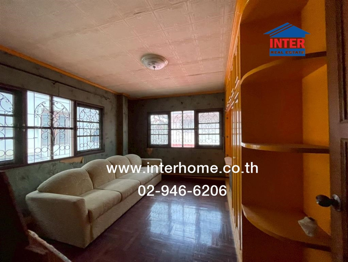 บ้านเดี่ยว 2 ชั้น 85 ตร.ว. หมู่บ้านซื่อตรง ลาดพร้าว87 ซอยประดิษฐมนูธรรม10 ซอยลาดพร้าว87 แยก7 ซอยประดิษฐมนูธรรม10 ถนนลาดพร้าว ถนนประดิษฐมนูธรรม10 เขตวังทองหลาง กรุงเทพมหานคร Loading...