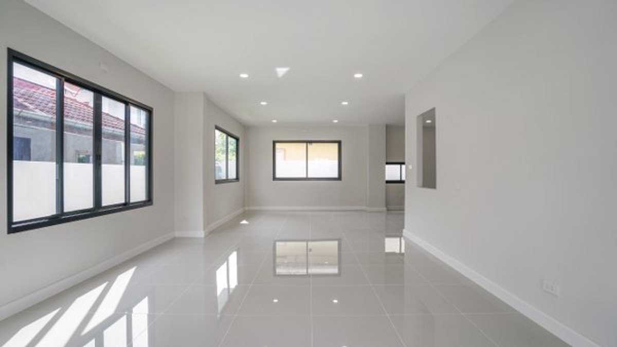 บ้านเดี่ยวสุดพรีเมียม LH ชลลดา บางบัวทอง ใกล้รถไฟฟ้าสายสีม่วง บางพลู (5941) Loading...