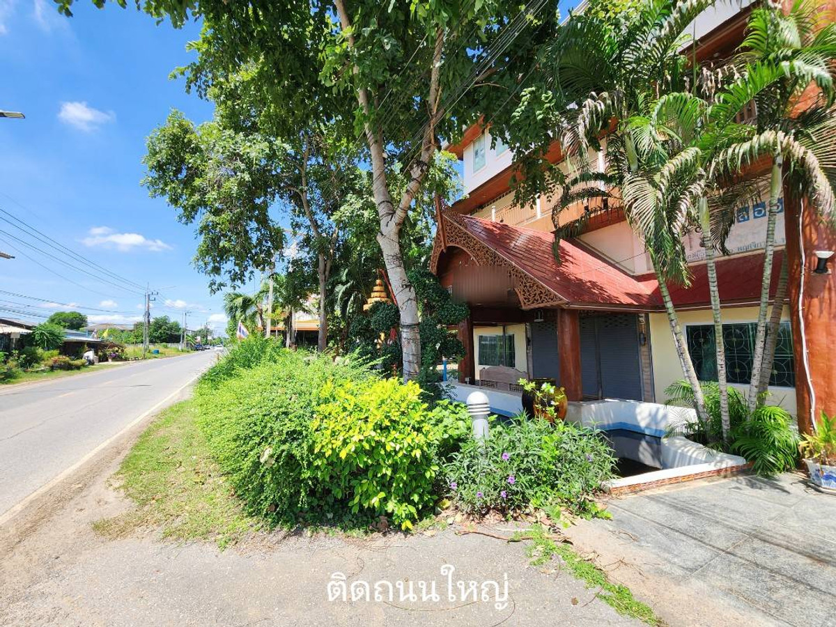 V 🏘Hotel with business along the river, 1-3-56 rai, next to the main road, near the elephant corral. Phra Nakhon Si Ayutthaya Province Just away from Don Mueang Airport. 66 km. suitable for investment Loading...