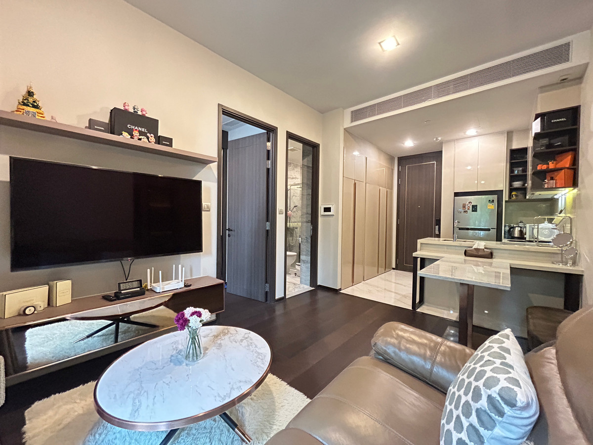 For Sale: ðïļLAVIQ SUKHUMVIT 57 â 1BR, 44 SQM, Fully Furnished, Garden view Loading...