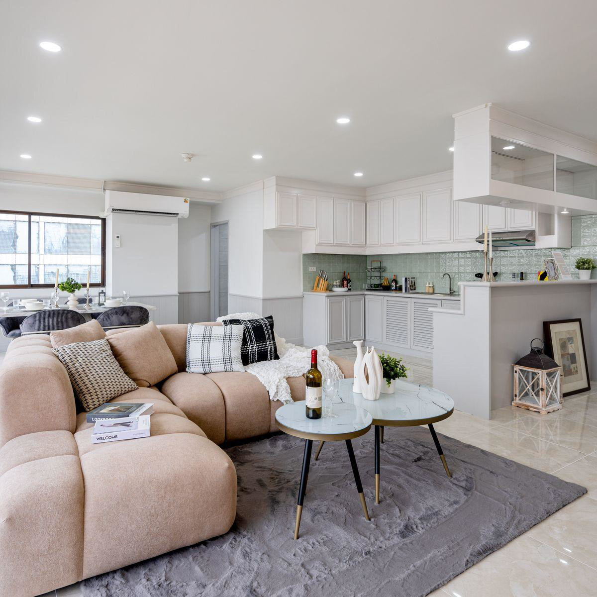For SaleCondoSukhumvit, Asoke, Thonglor : Spacious & Convenient Urban Living at Saranjai Mansion, Bangkok