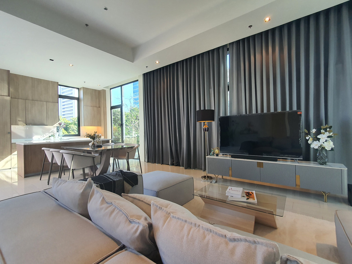 For RentCondoRama9, Petchburi, RCA : Circle Living Prototype for rent, 200,000 baht [MKr251044]