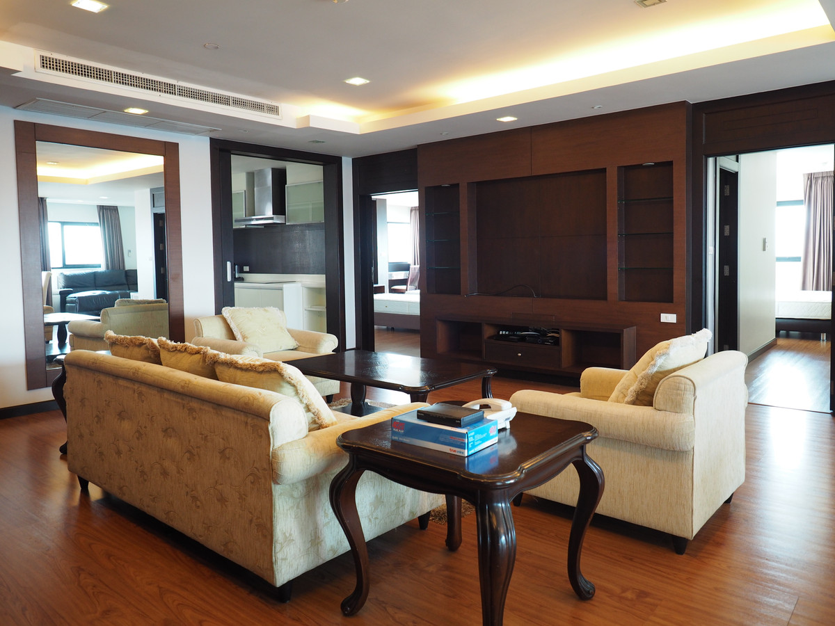 ให้เช่าคอนโดสาทร นราธิวาส : ให้เช่า Sathorn Garden ราคา 100,000 บาท [MKr251042]