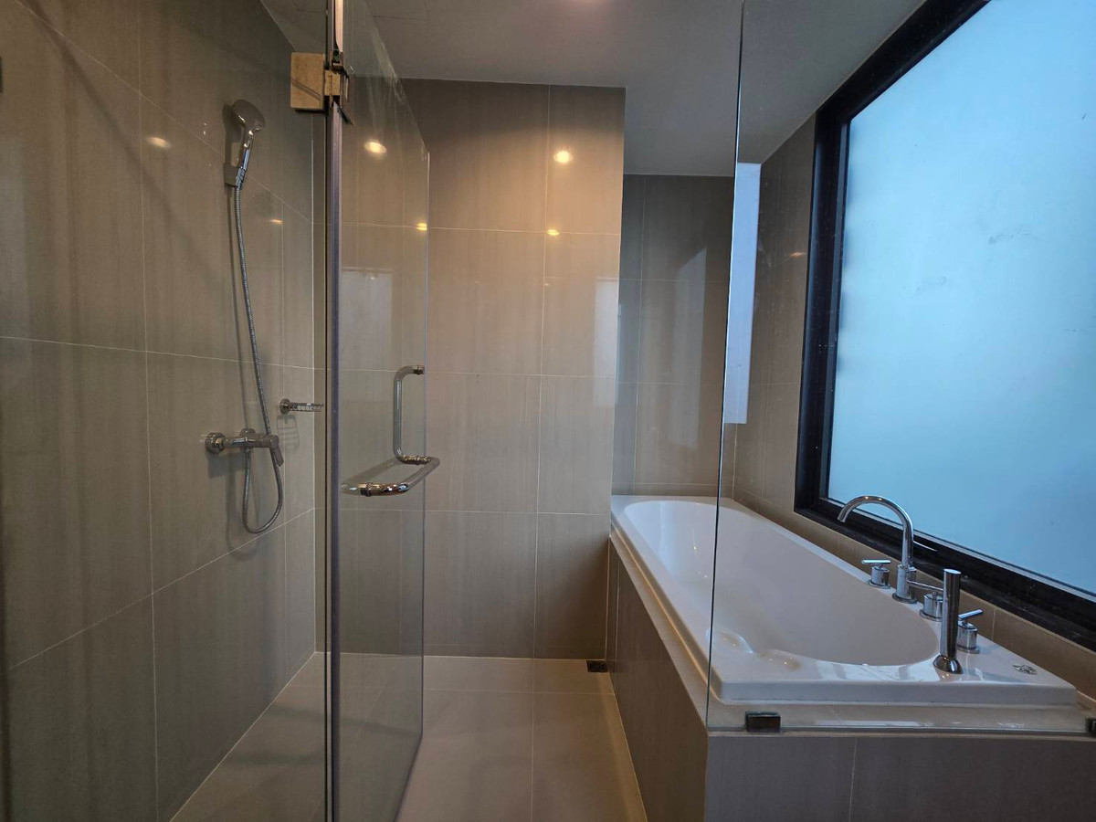 ให้เช่าคอนโดพระราม 9 เพชรบุรีตัดใหม่ RCA : ให้เช่า Villa Asoke ราคา 50,000 บาท [MKr251045]