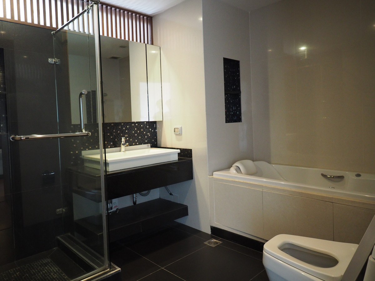 For RentCondoSathorn, Narathiwat : Sathorn Garden for rent, 100,000 baht [MKr251042]