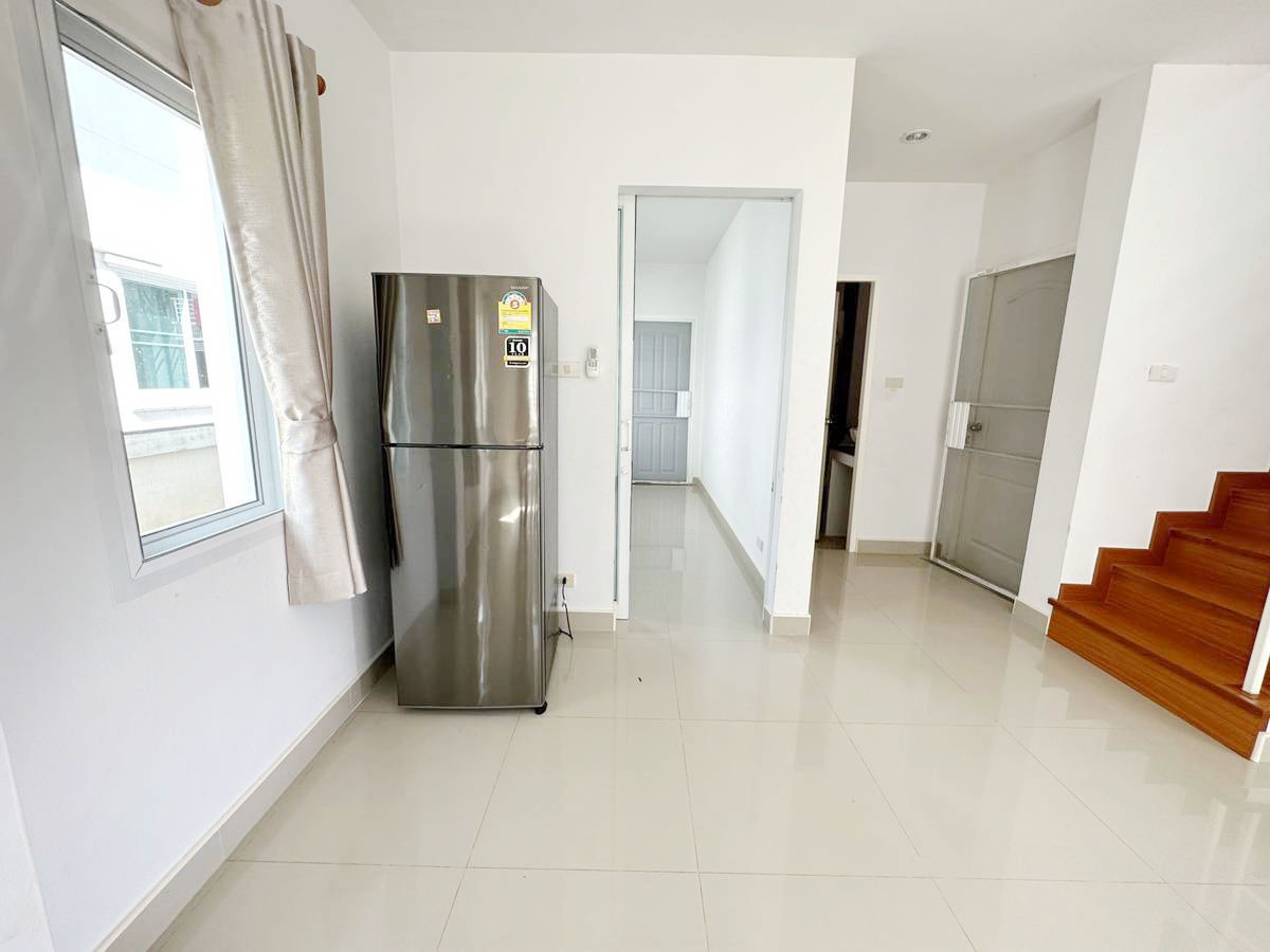 House in the project for rent, 17,000 baht per month, close to Meechok Plaza, only 10 minutes, No.5H144 Loading...
