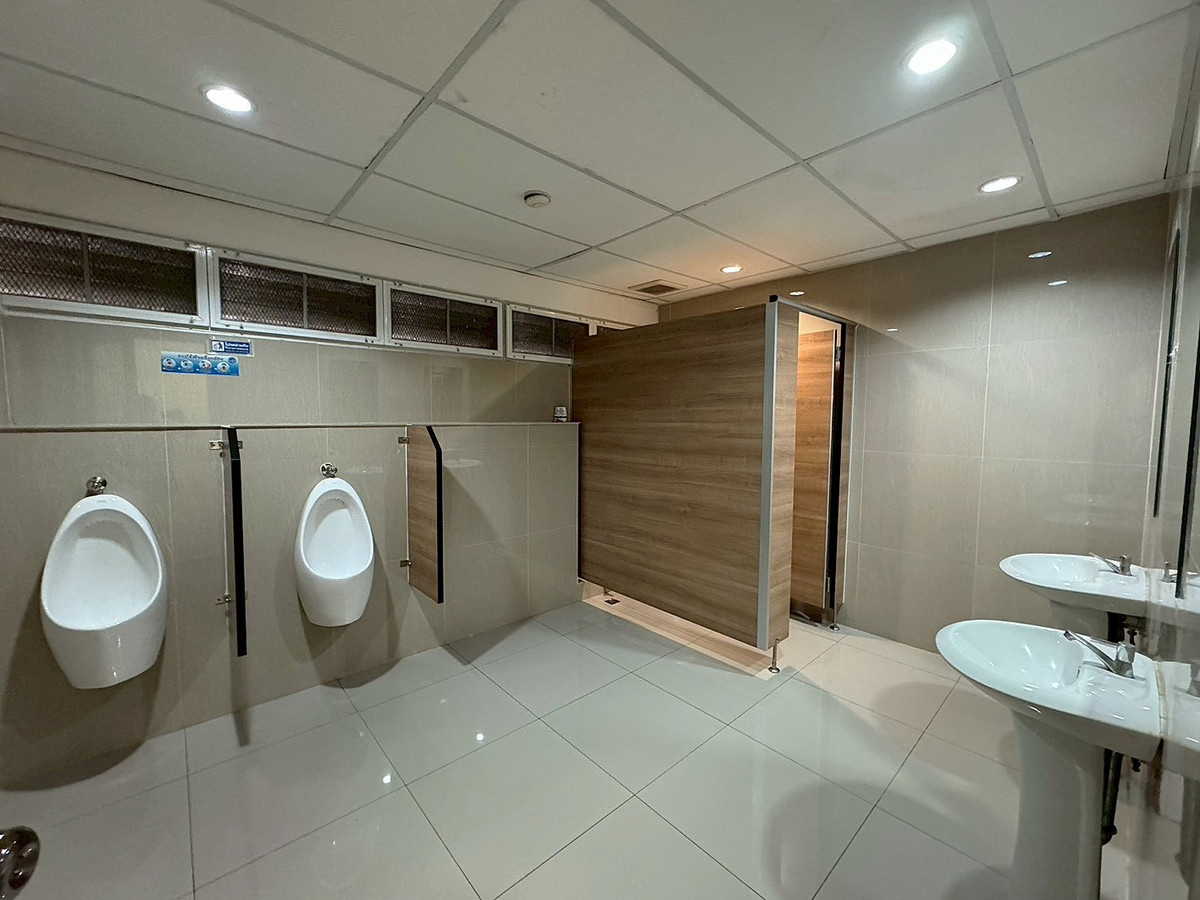 ให้เช่าร้านค้า/ตลาดนัดสุขุมวิท อโศก ทองหล่อ : 💥 พื้นที่ร้านค้าสภาพ 100% ทำเลอโศก ใจกลางย่านธุรกิจ เหมาะทำธุรกิจทุกประเภท 💥 ** NO CO-AGENT ** 