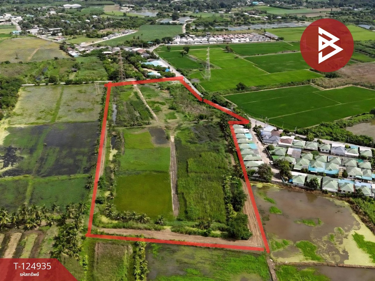 Urgent sale, corner plot of land, area 22 rai 2 ngan, Ban Pong, Ratchaburi, next to the road. Loading...